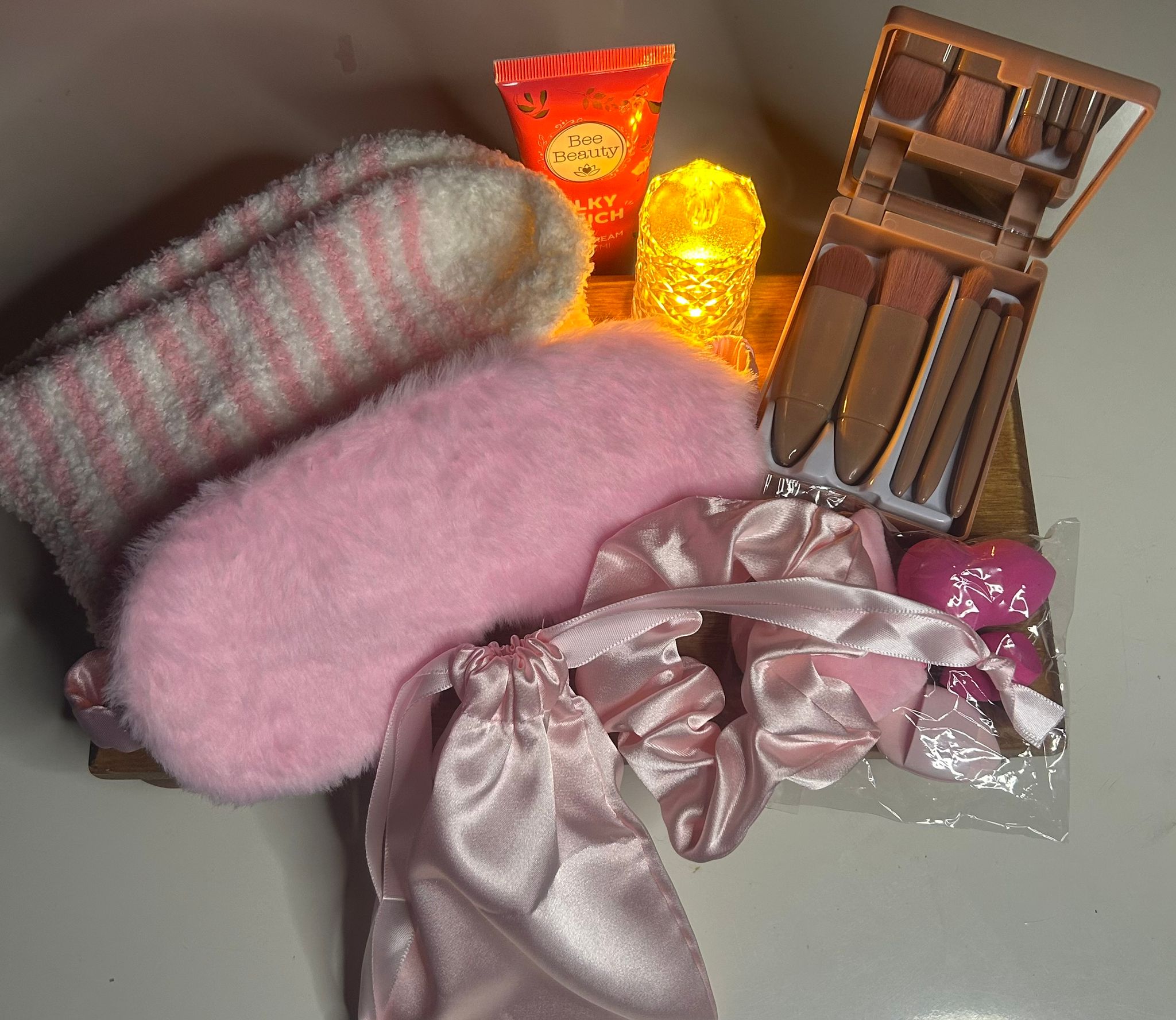 YAKIN ARKADAŞIM İÇİN PEMBE RÜYA