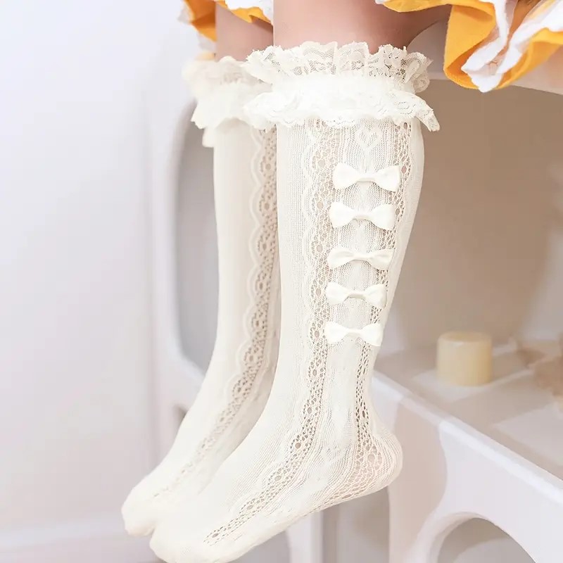 fiyonklu çorap çocuklara özel