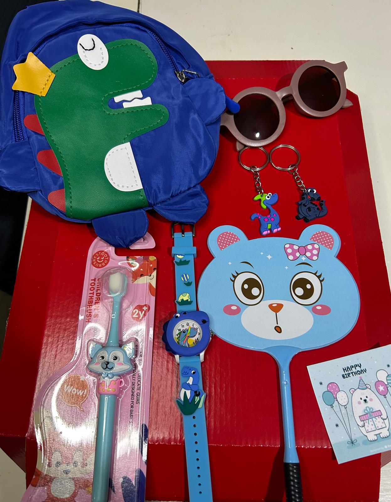 erkek çocuklara özel hediye kutusu